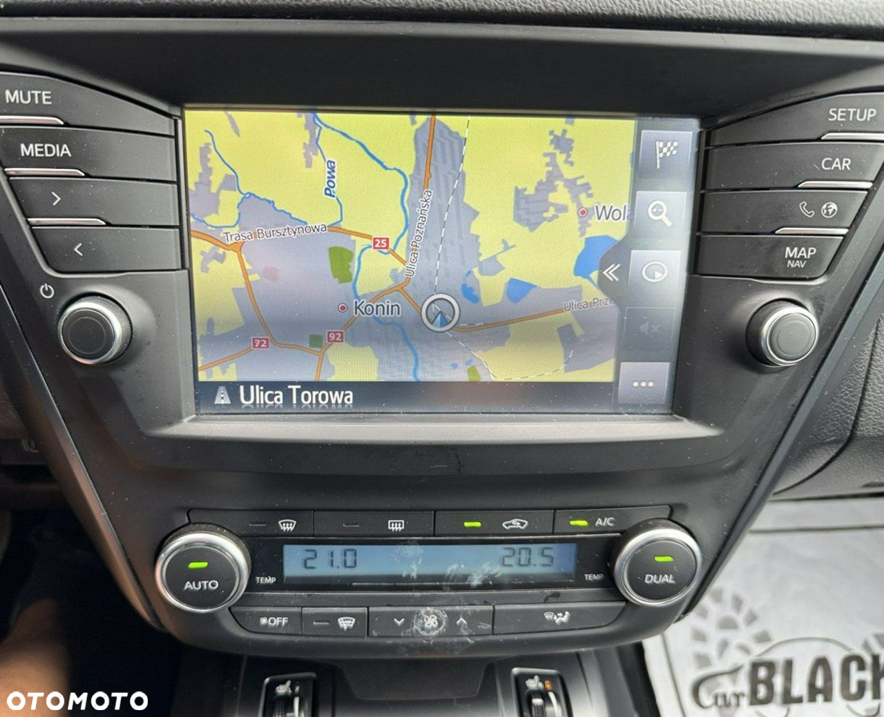 Toyota Avensis - 15
