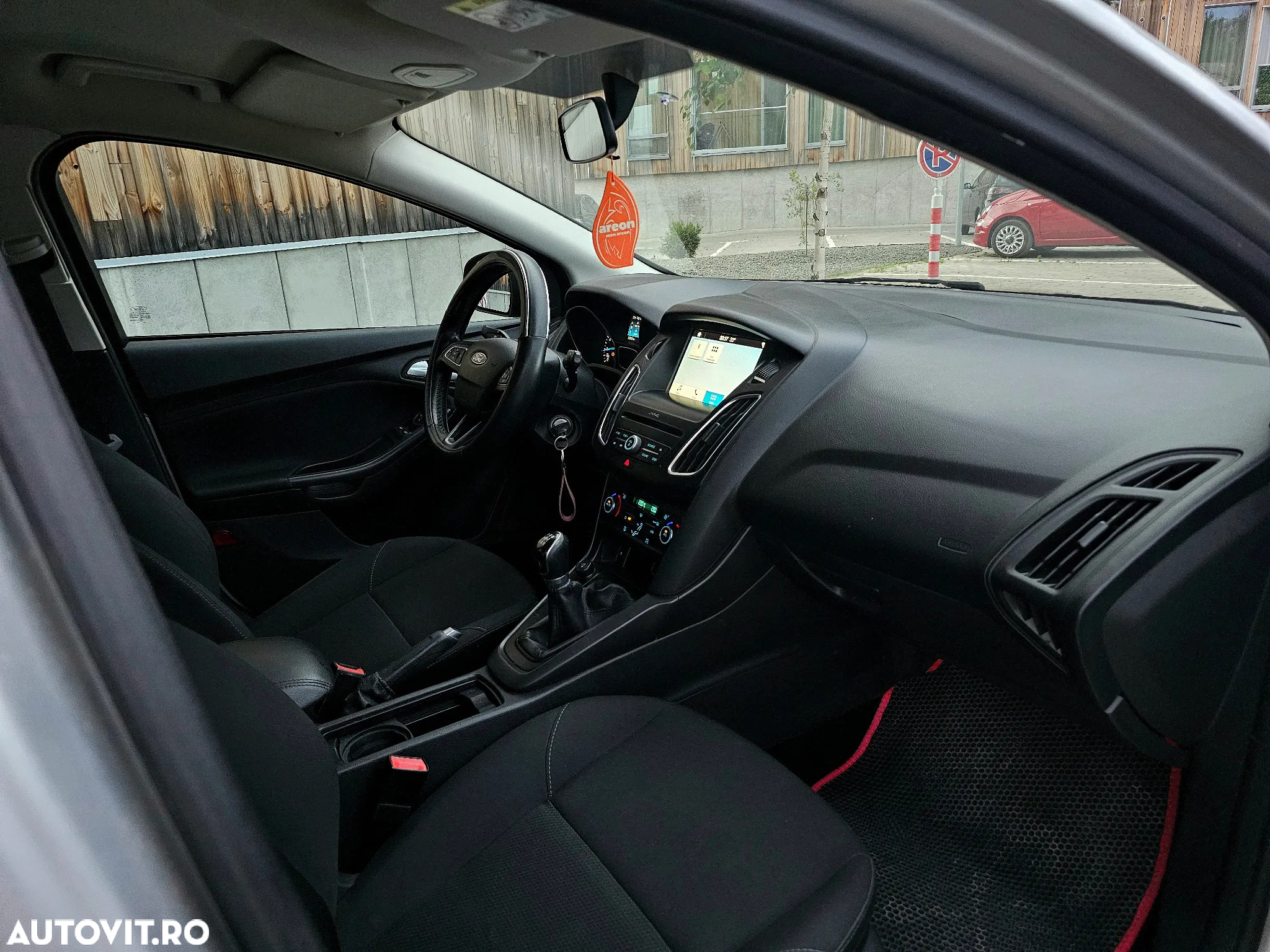 Ford Focus 1.0 EcoBoost Trend - 15