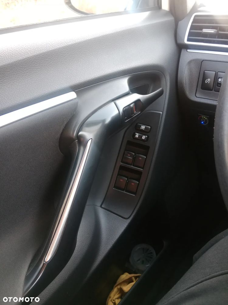 Toyota Verso 1.6 5-Sitzer Comfort - 12