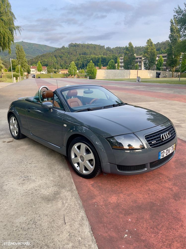 Audi TT Coupé 1.8 T quattro - 2