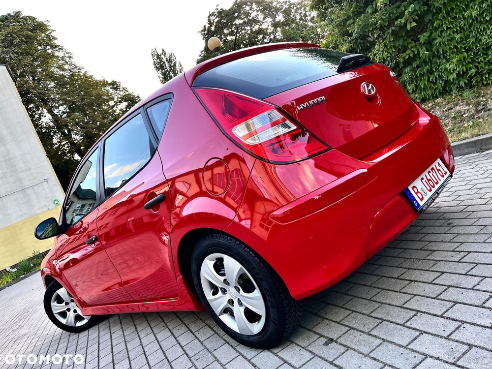 Hyundai i30 1.4 FIFA WM Edition - 7