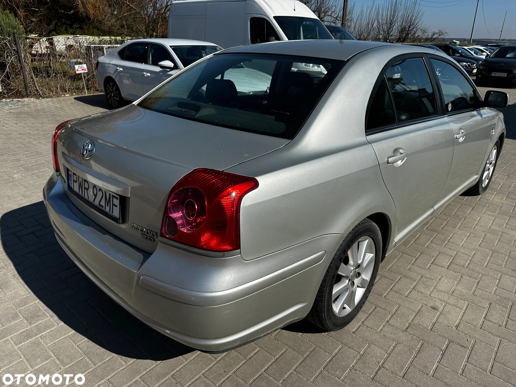Toyota Avensis - 3