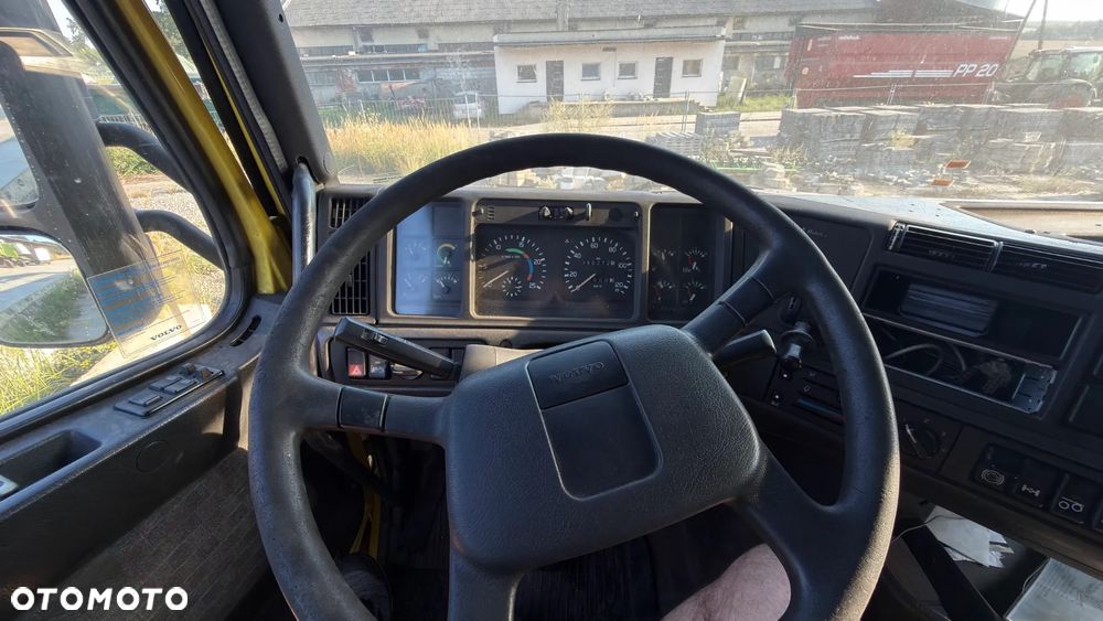 Volvo FH12 - 4