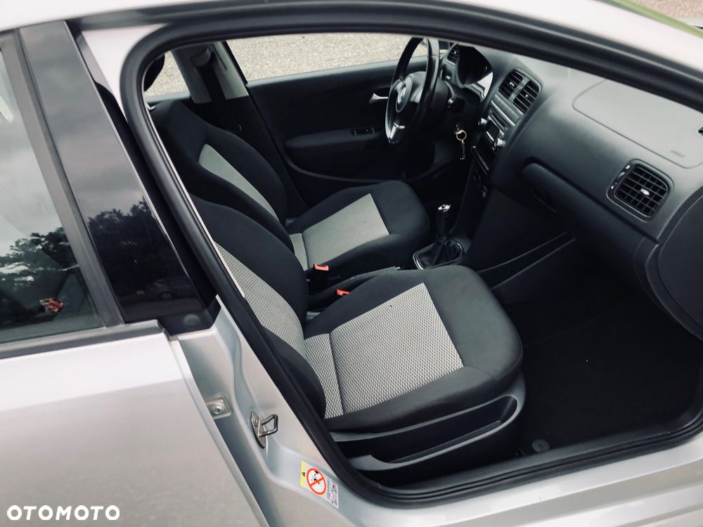 Volkswagen Polo 1.4 Comfortline - 5
