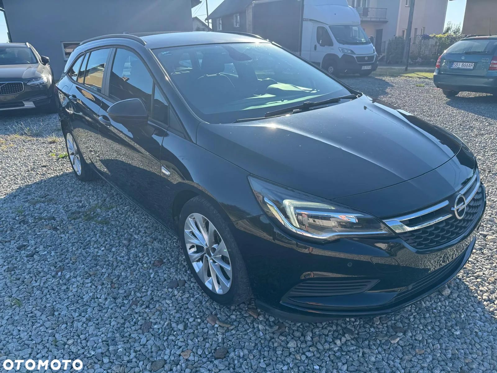 Opel Astra IV 1.6 CDTI Essentia - 1