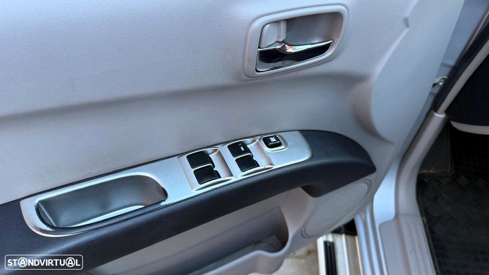 Mitsubishi L200 2.5 DI-D CD Intense MASC A - 14