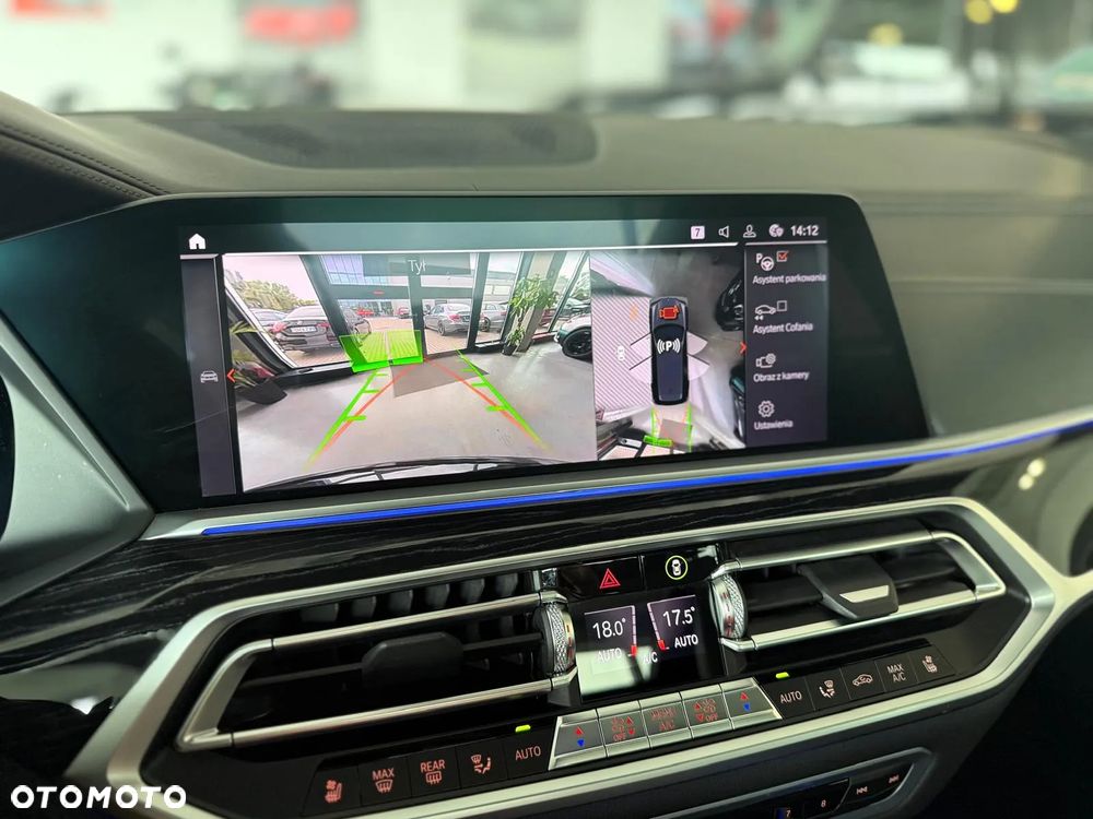BMW X7 M50d sport - 17