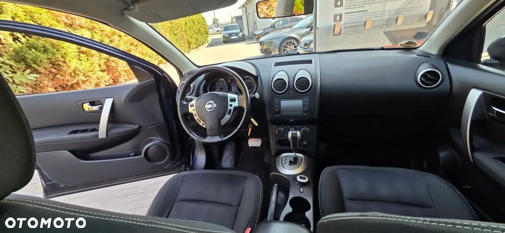 Nissan Qashqai 2.0 dCi 4 x 4 DPF tekna - 37