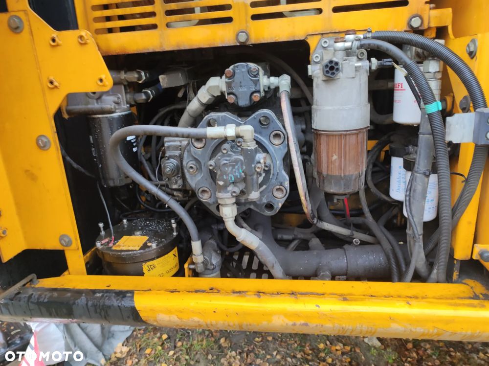 JCB JS 260 - 5