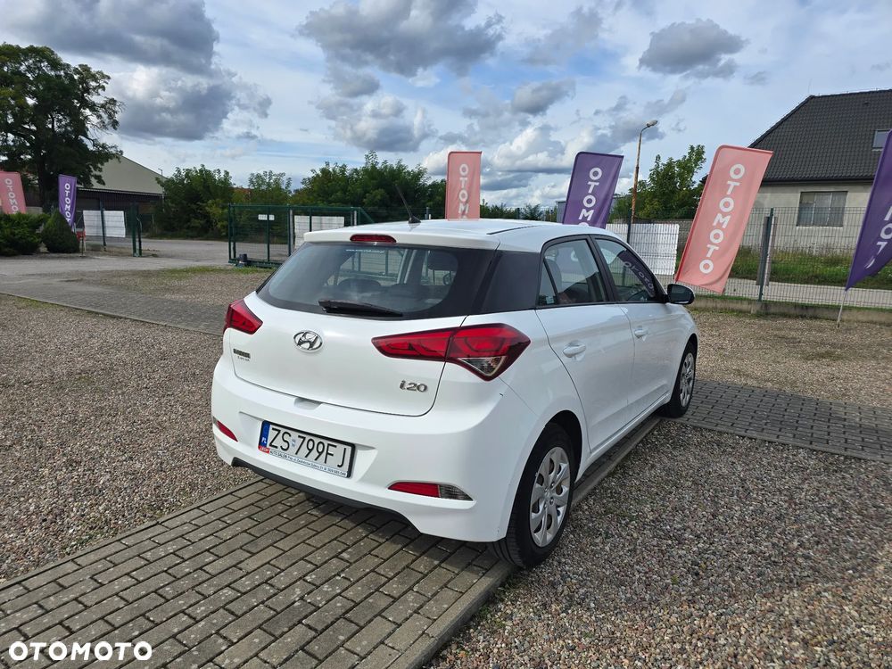 Hyundai i20 1.1 CRDi Comfort - 6