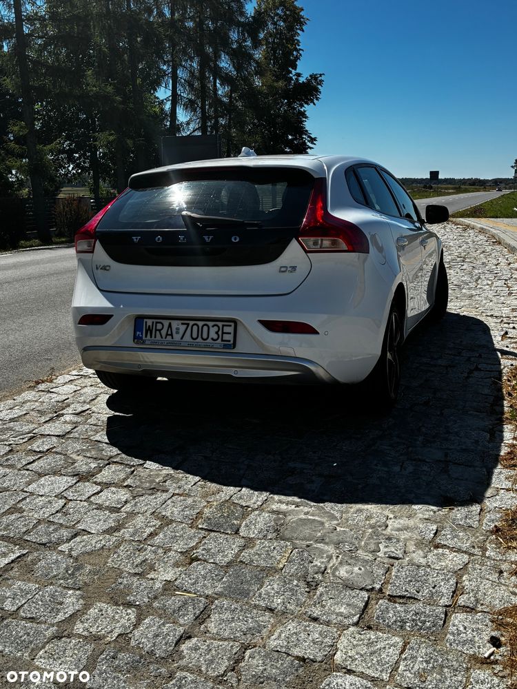 Volvo V40 D3 Drive-E SCR R-Design Momentum - 2