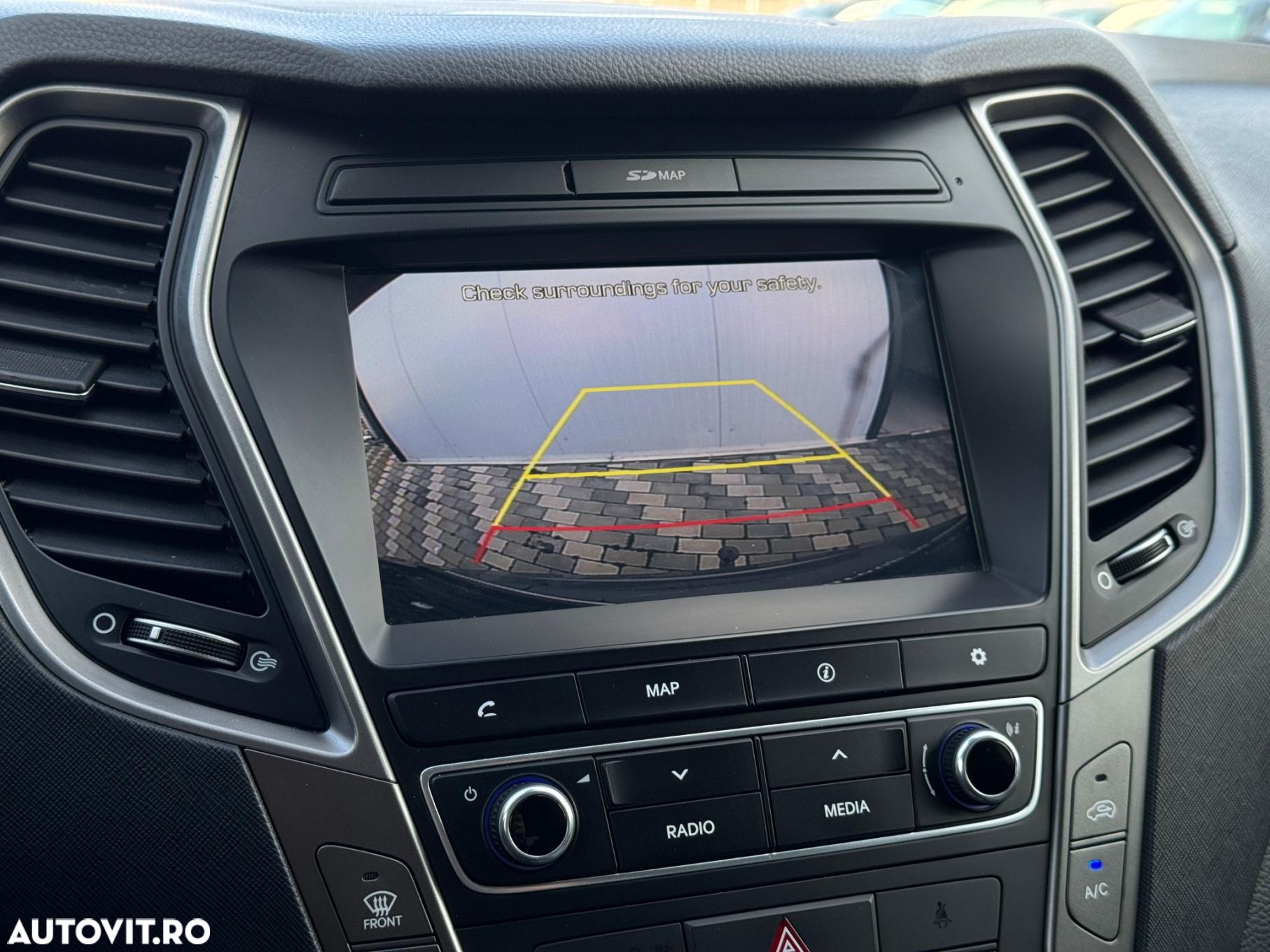 Hyundai Santa Fe - 10