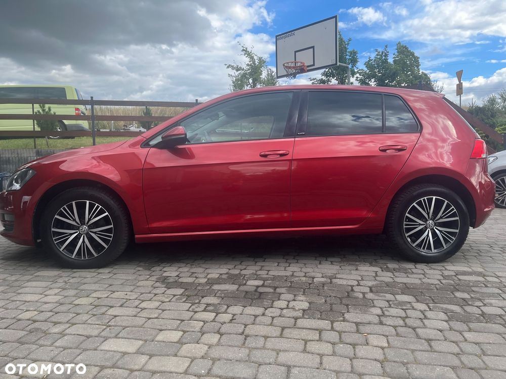 Volkswagen Golf 1.6 TDI BlueMotion Technology Comfortline - 8