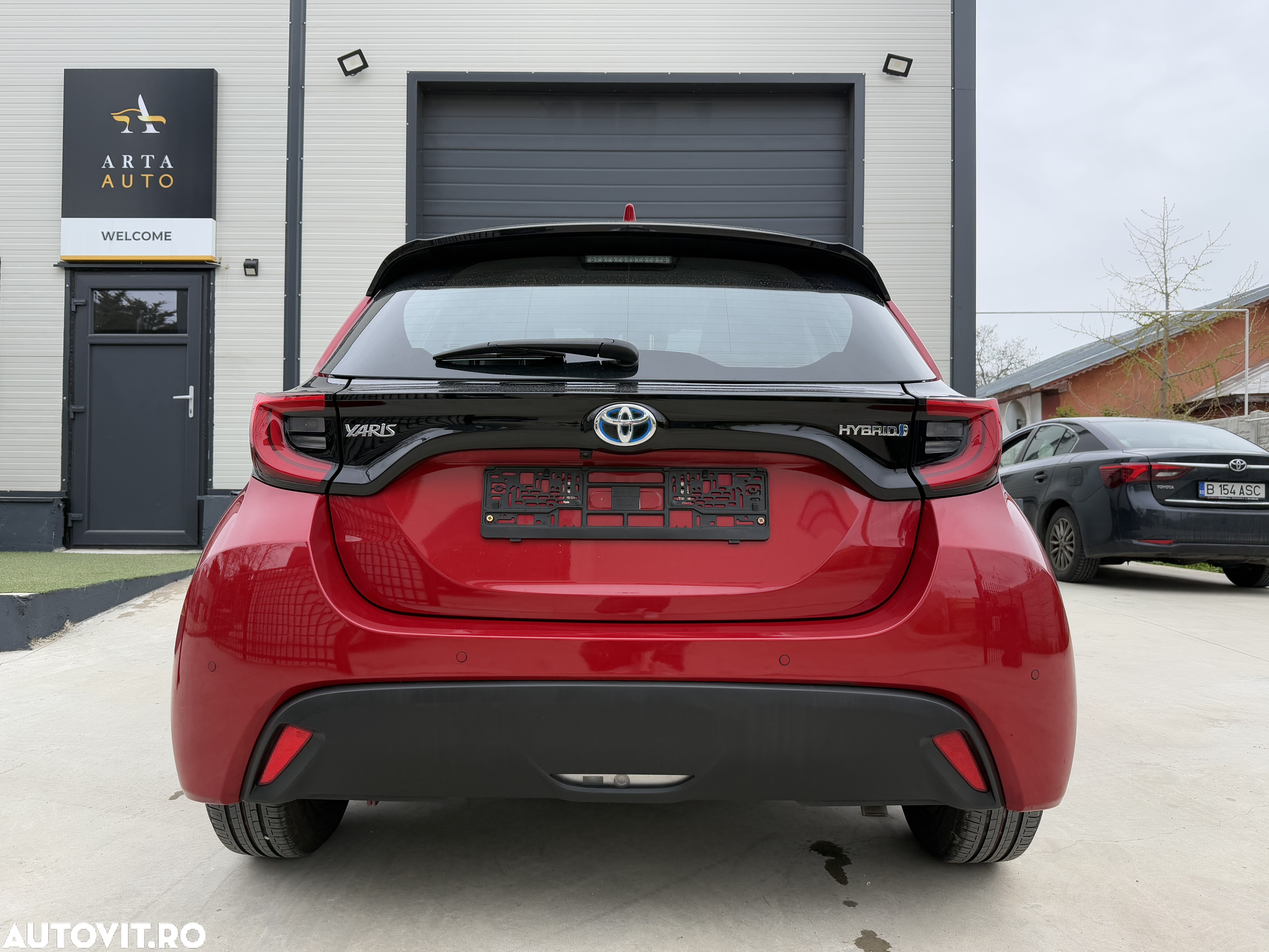 Toyota Yaris 1.5 VVT-i HSD Active - 12