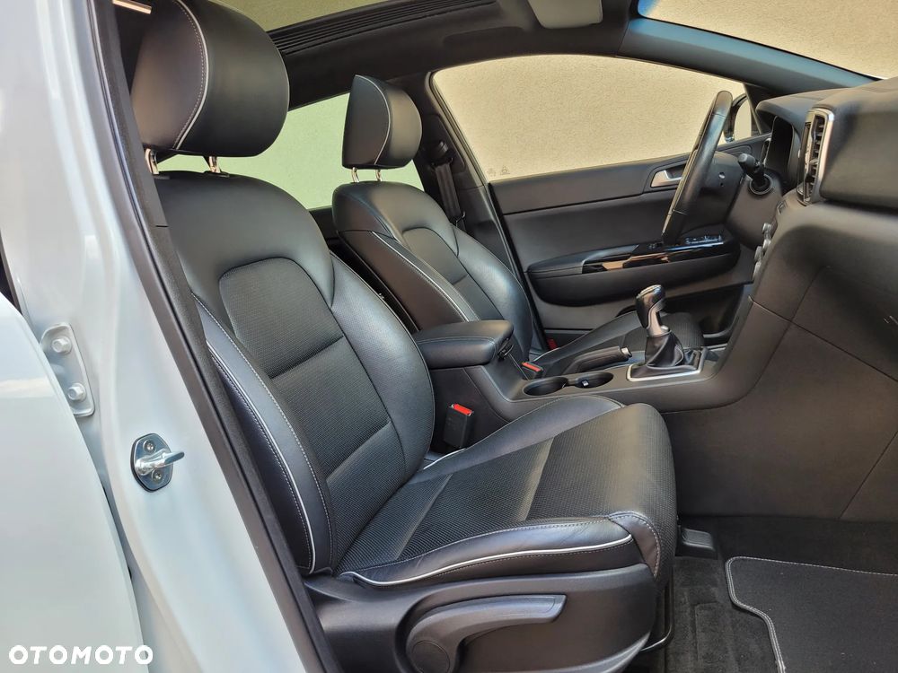 Kia Sportage 1.6 T-GDI GT Line 2WD - 31