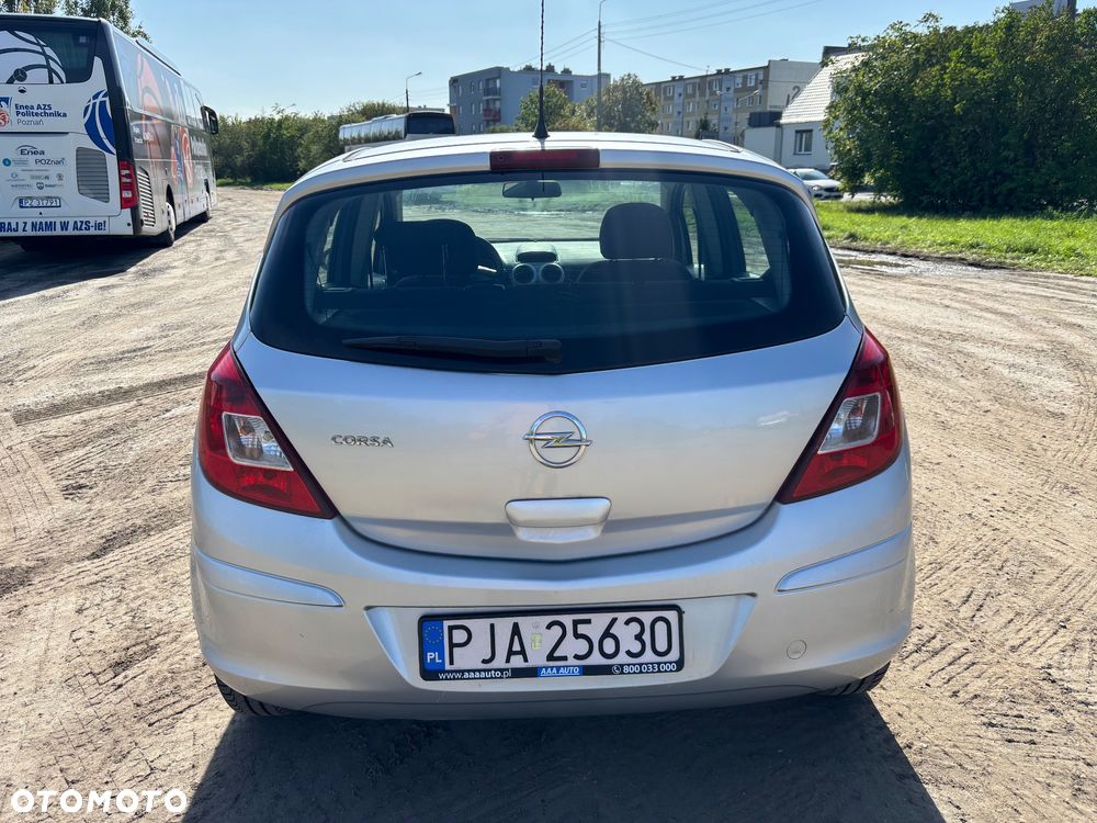 Opel Corsa 1.0 12V Essentia - 5