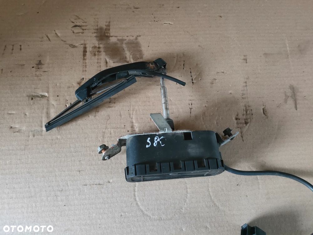 VOLVO S80 I 1998- SILNICZEK WYCIERACZKI LAMPY - 2