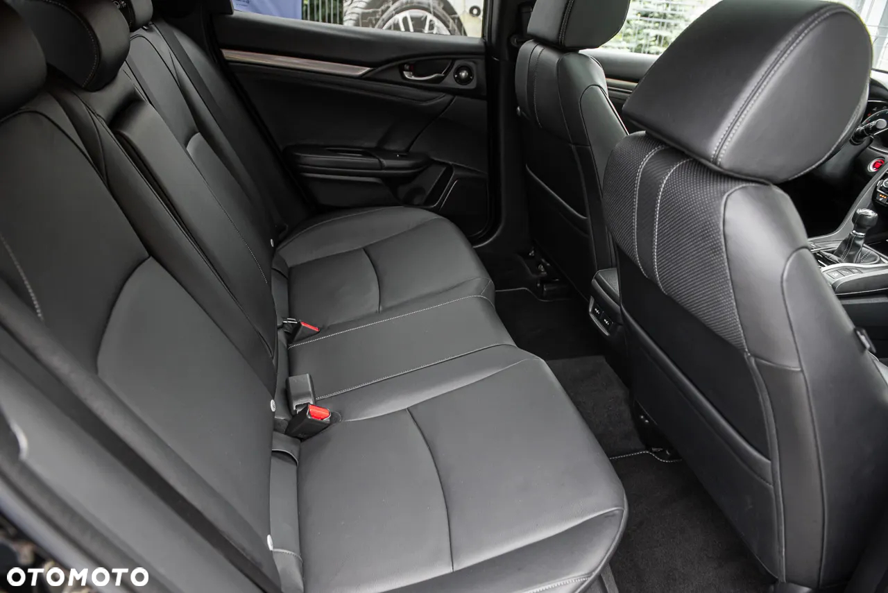 Honda Civic 1.5 i-VTEC Turbo Prestige - 32