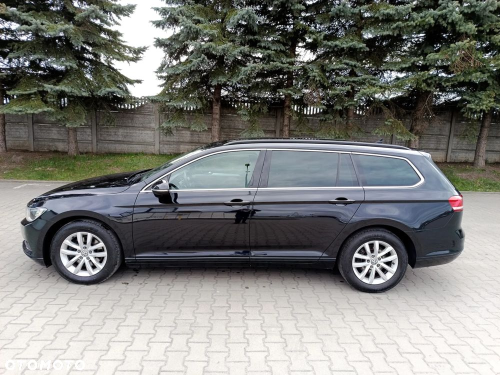 Volkswagen Passat - 2