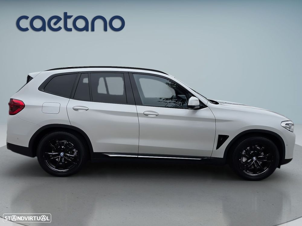 BMW iX3 Inspiring - 9
