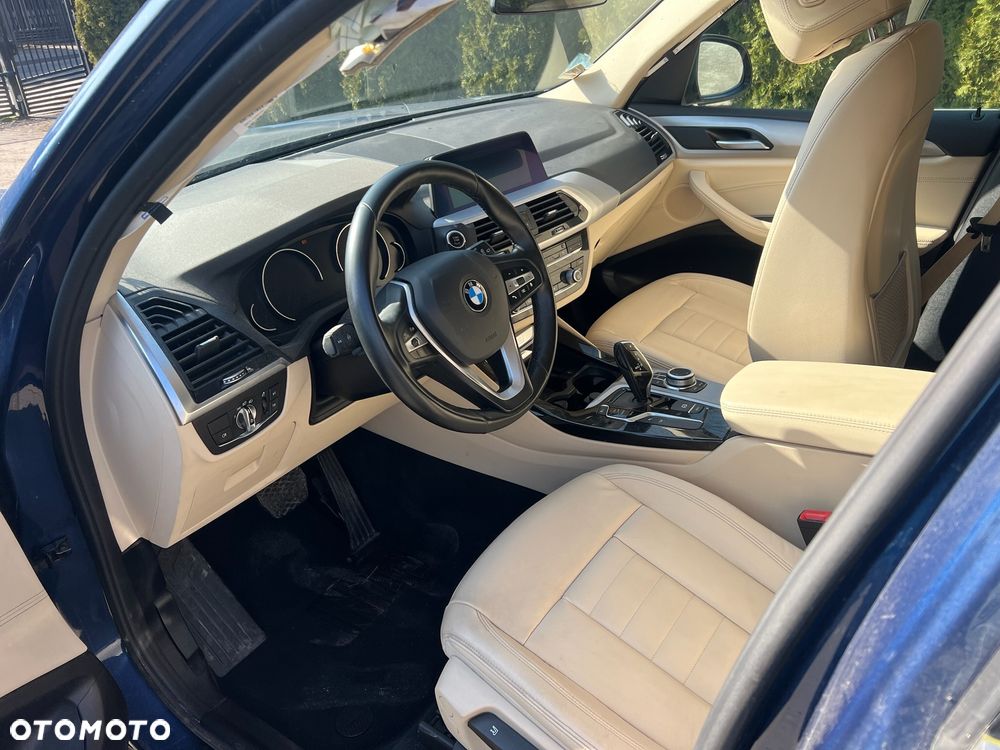 BMW X3 xDrive30i GPF Luxury Line - 9