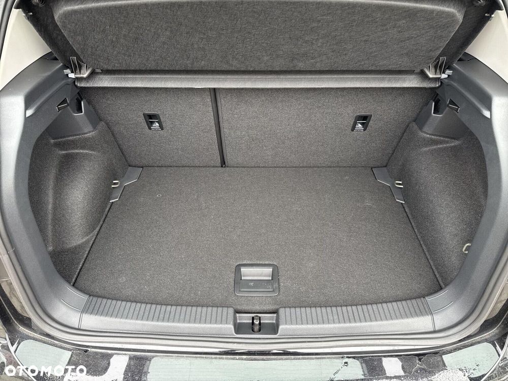 Volkswagen T-Cross - 18