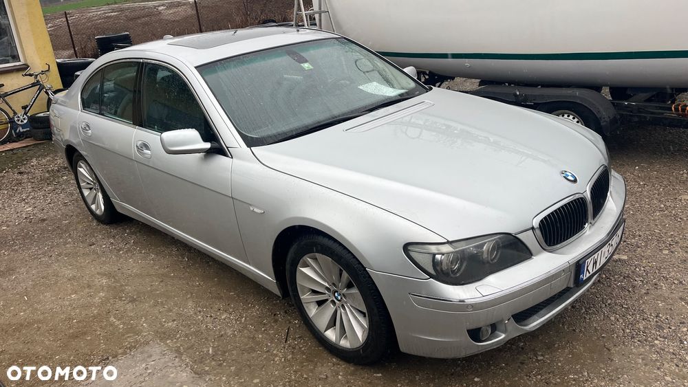 BMW Seria 7 - 33