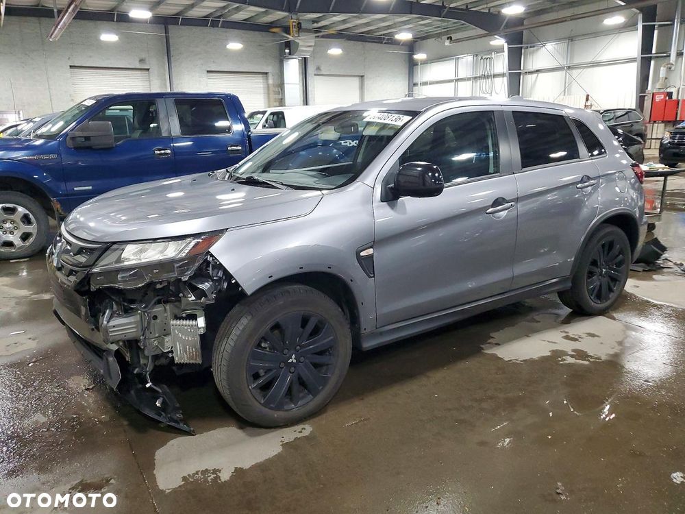 Mitsubishi ASX - 3