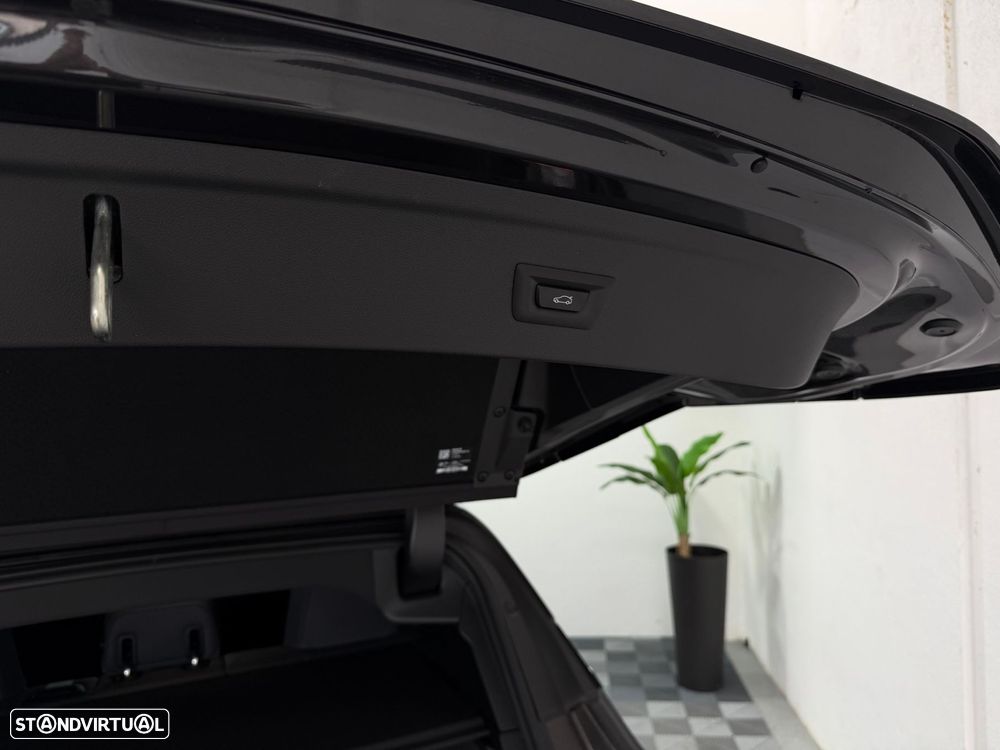 BMW iX xDrive 50 Pack Desportivo - 33