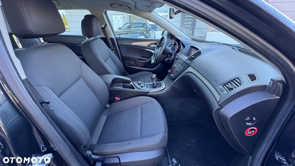 Opel Insignia 1.8 Innovation - 16