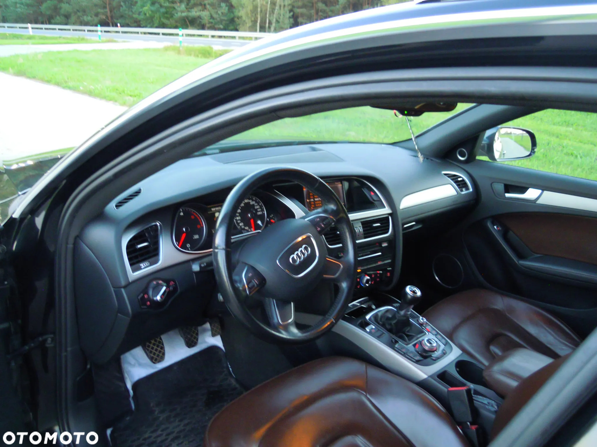 Audi A4 Avant - 13