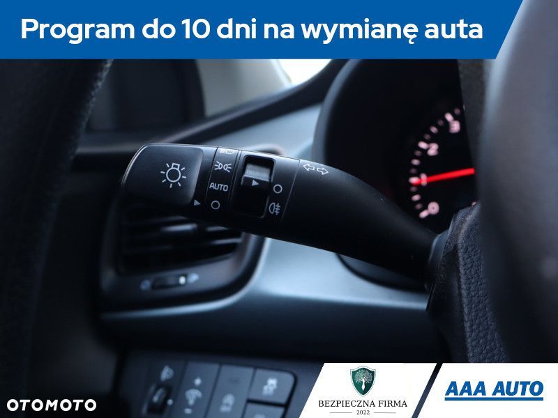 Kia Rio - 20