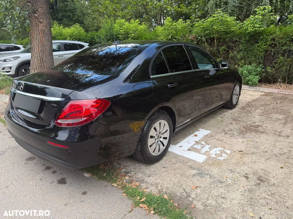 Mercedes-Benz E - 4