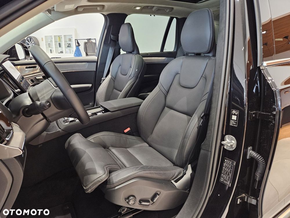 Volvo XC 90 - 36
