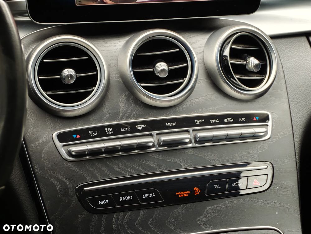 Mercedes-Benz Klasa C 220 d 9G-TRONIC Avantgarde - 6