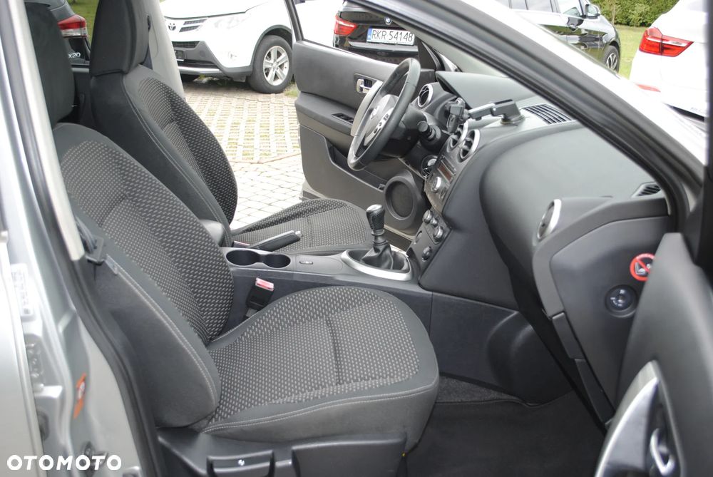 Nissan Qashqai+2 2.0 acenta - 17