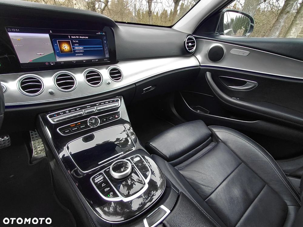 Mercedes-Benz Klasa E 200 d 9G-TRONIC Avantgarde - 31