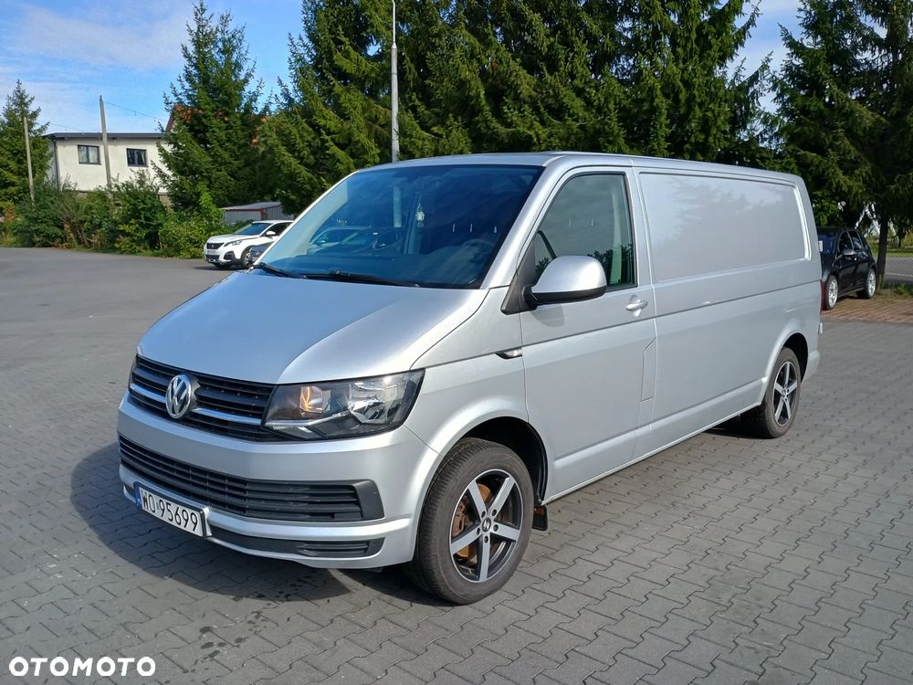 Volkswagen Transporter - 1