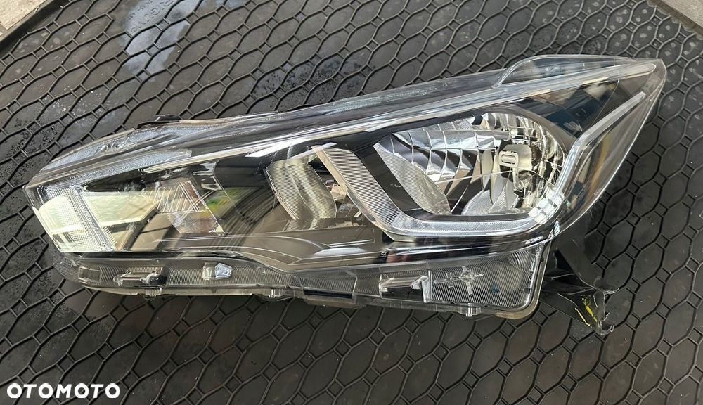 Nissan Micra K14 2018 Przód strona lewa Lampy przednie 26060-5FA0A - 1