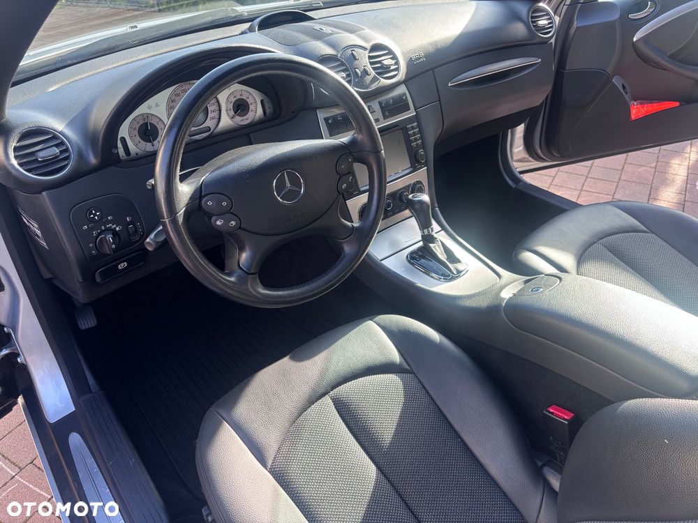 Mercedes-Benz CLK - 8