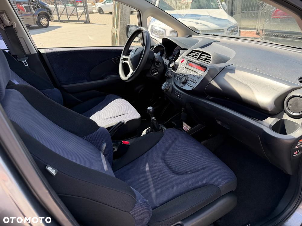 Honda Jazz 1.2 Trend - 34