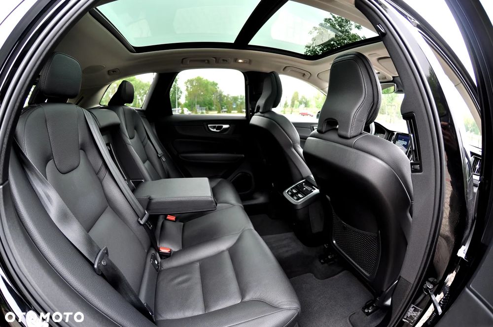 Volvo XC 60 B5 D AWD Geartronic Inscription - 21