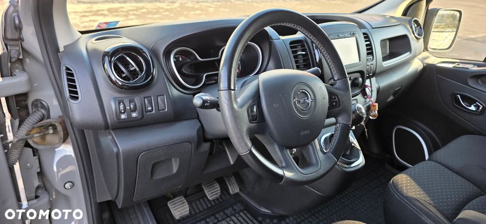 Opel Vivaro B - 22