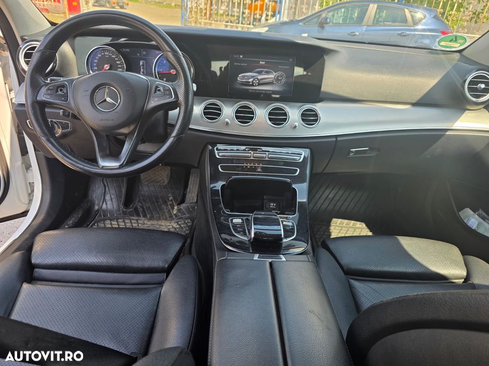 Mercedes-Benz E - 3