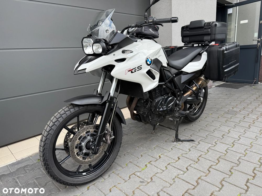 BMW F - 2