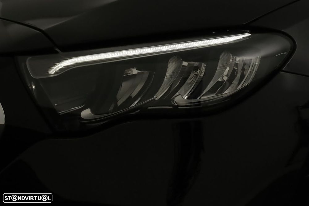 Mercedes-Benz E 300 Standard - 6