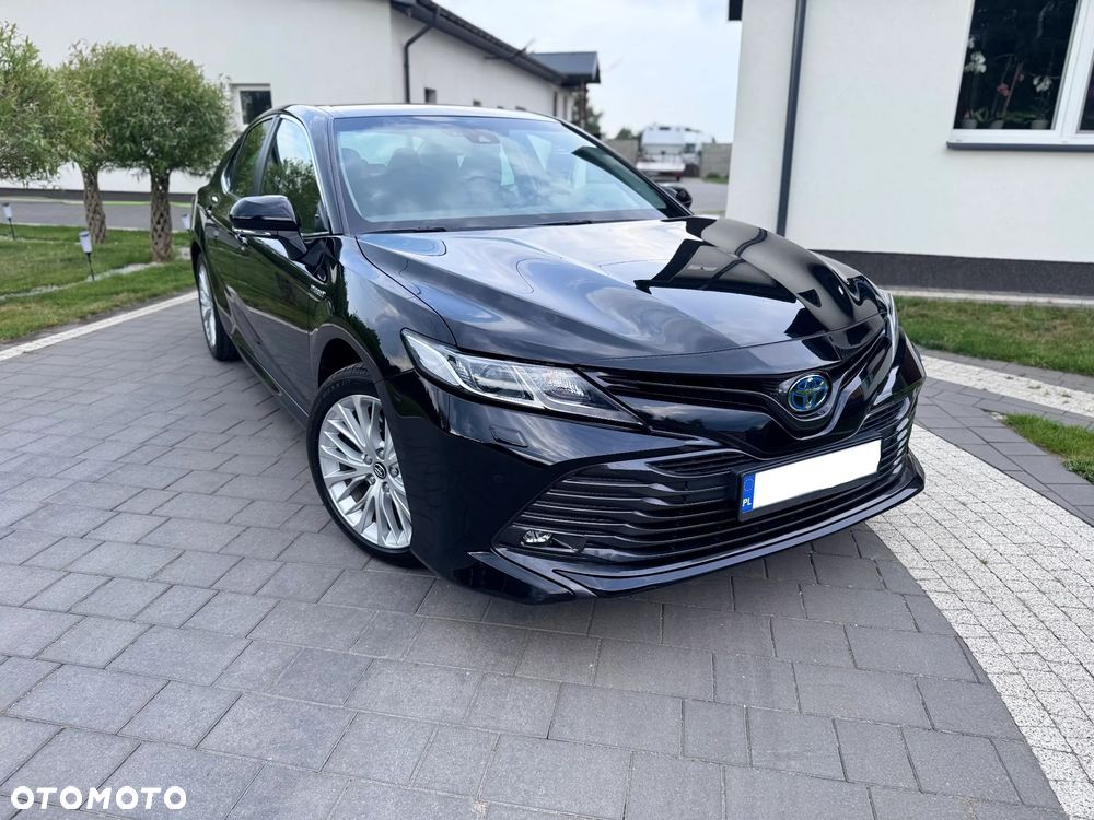 Toyota Camry 2.5 Hybrid Comfort CVT - 1