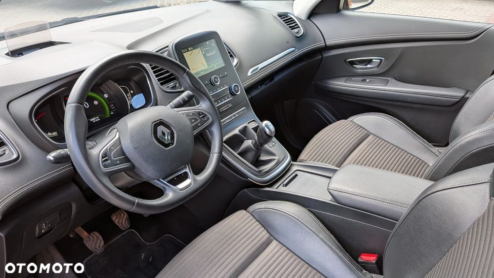 Renault Scenic 1.3 TCe FAP Intens - 7
