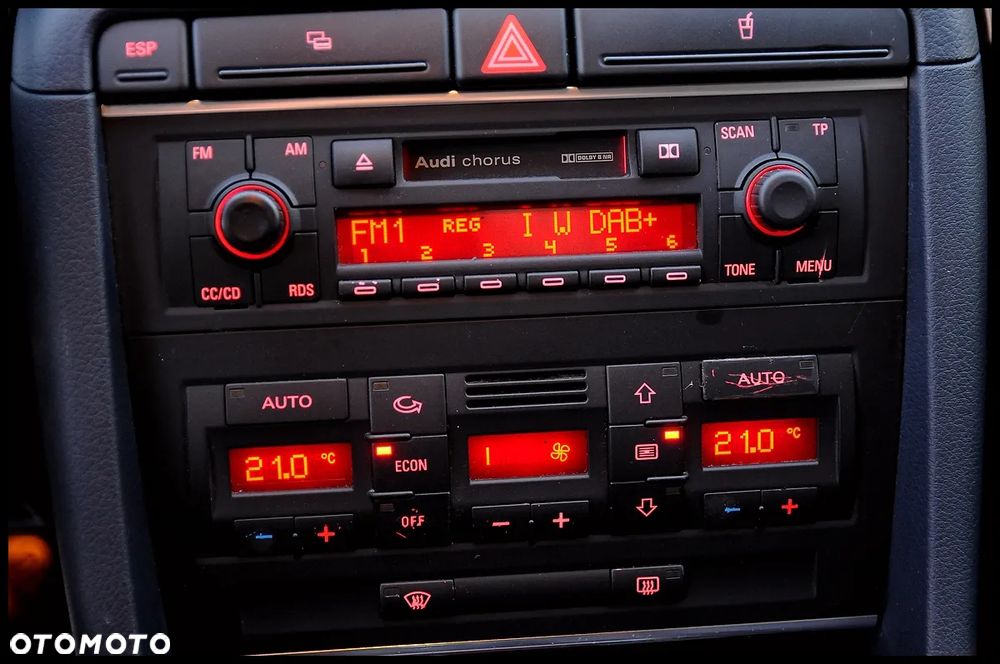 Audi A4 Limousine - 7