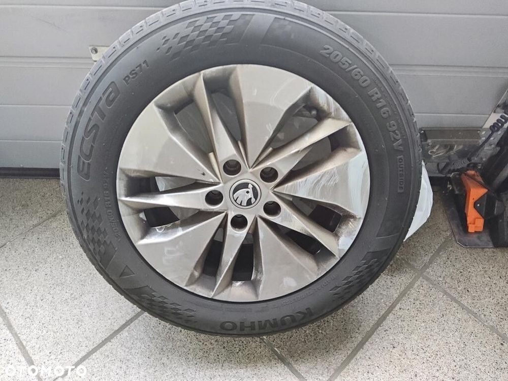 Skoda Octavia 2.0 TDI Style - 9